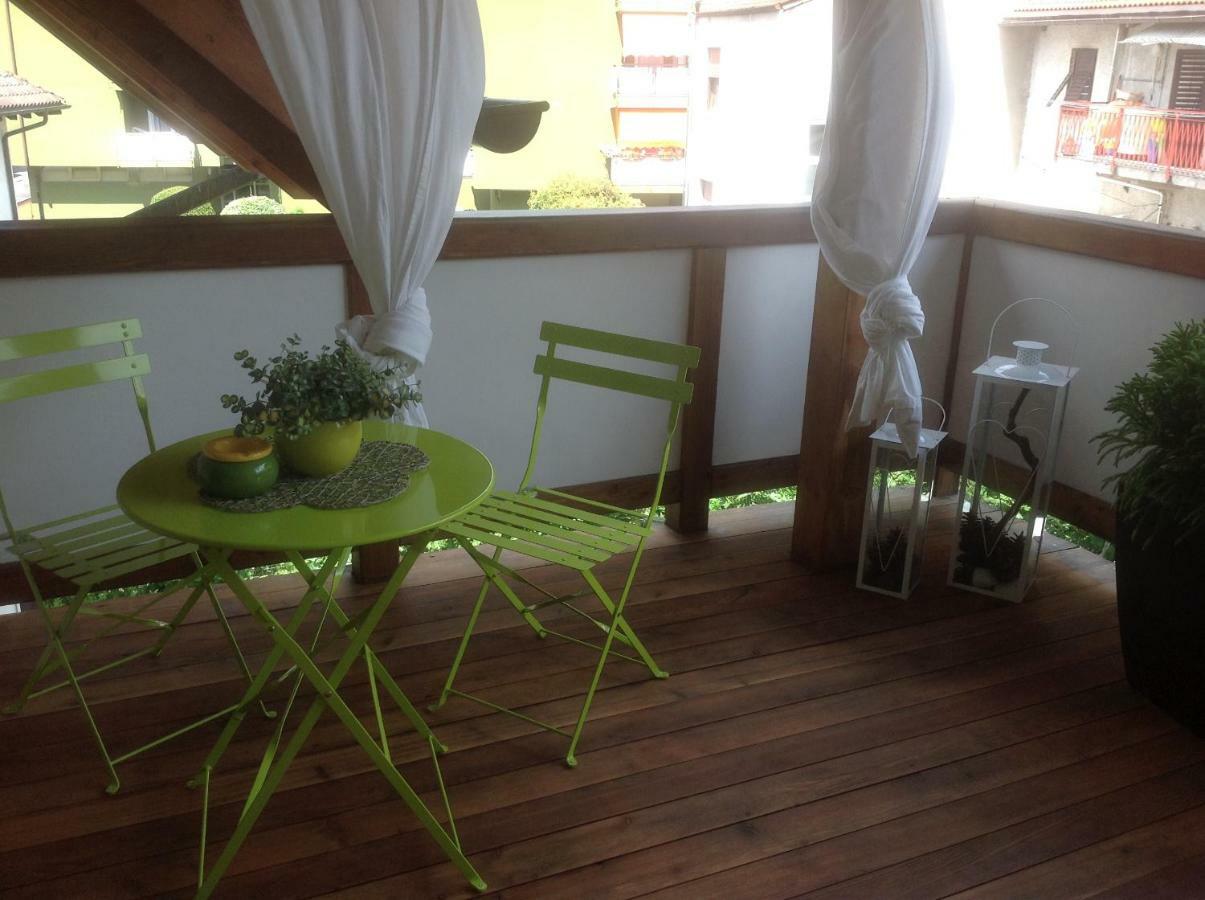 Home White Laives Zewnętrze zdjęcie