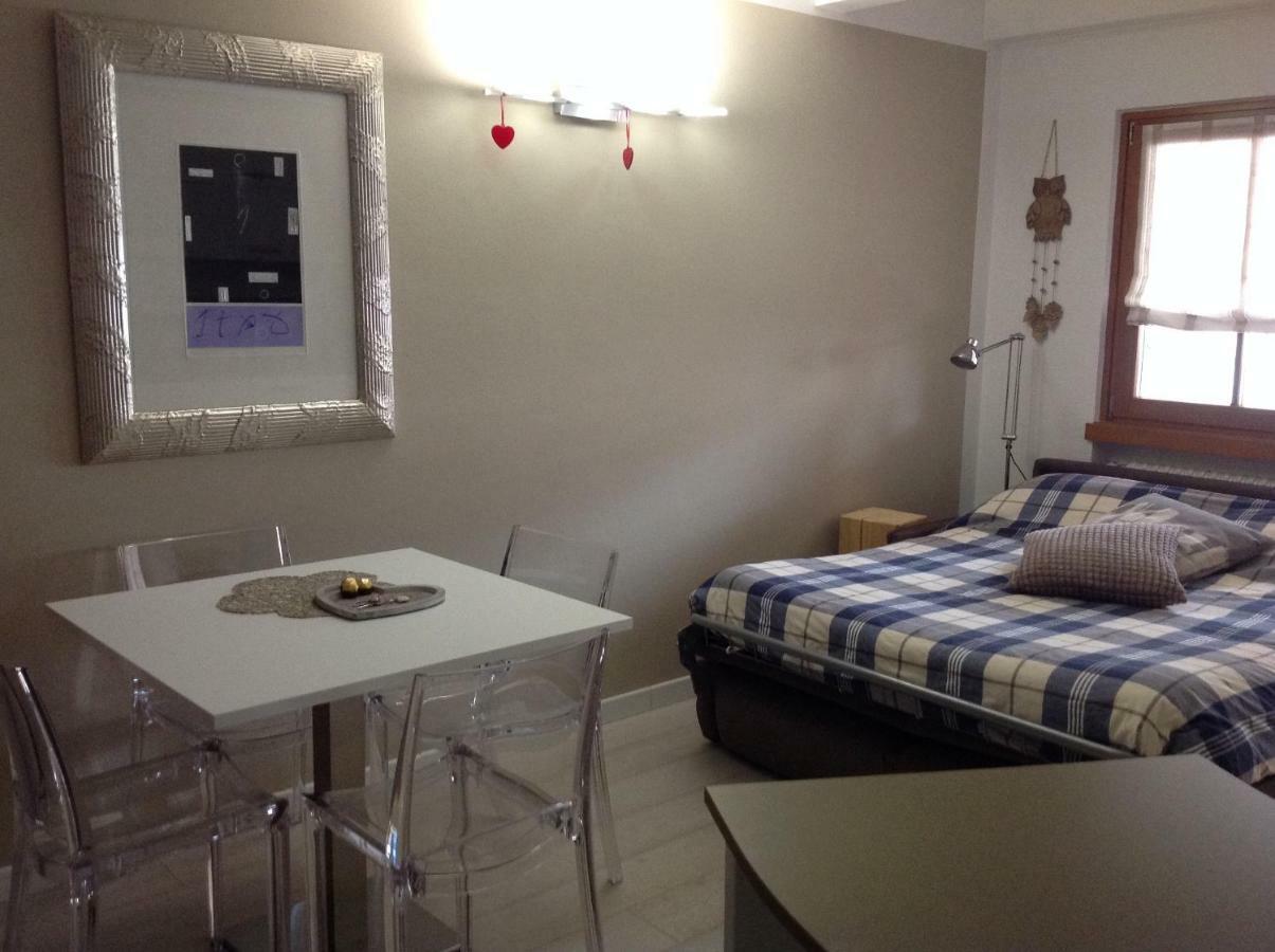Home White Laives Zewnętrze zdjęcie